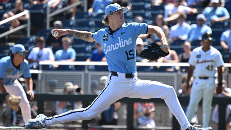Oklahoma, North Carolina'ı College World Series'de 9-3 mağlup etti.