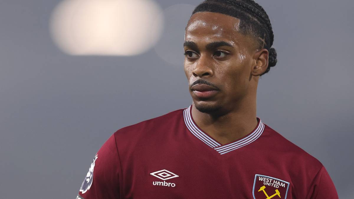 Crysencio Summerville için Manchester United'ın ilgisi devam ediyor.