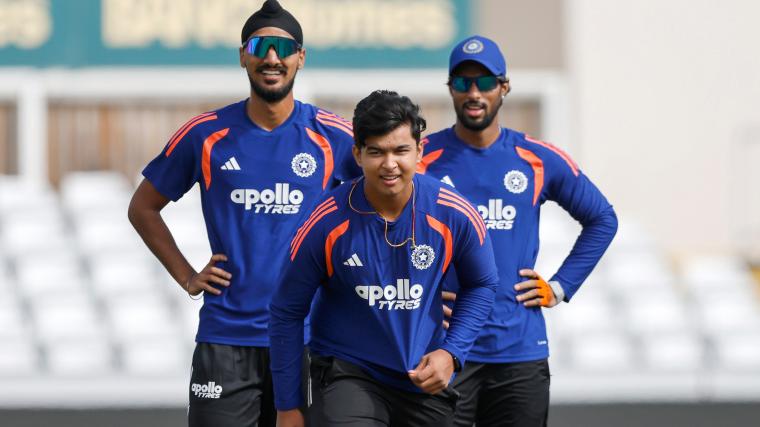 Sanju Samson'ın yerine Vaibhav Sooryavanshi'nin oynatılması isteniyor.