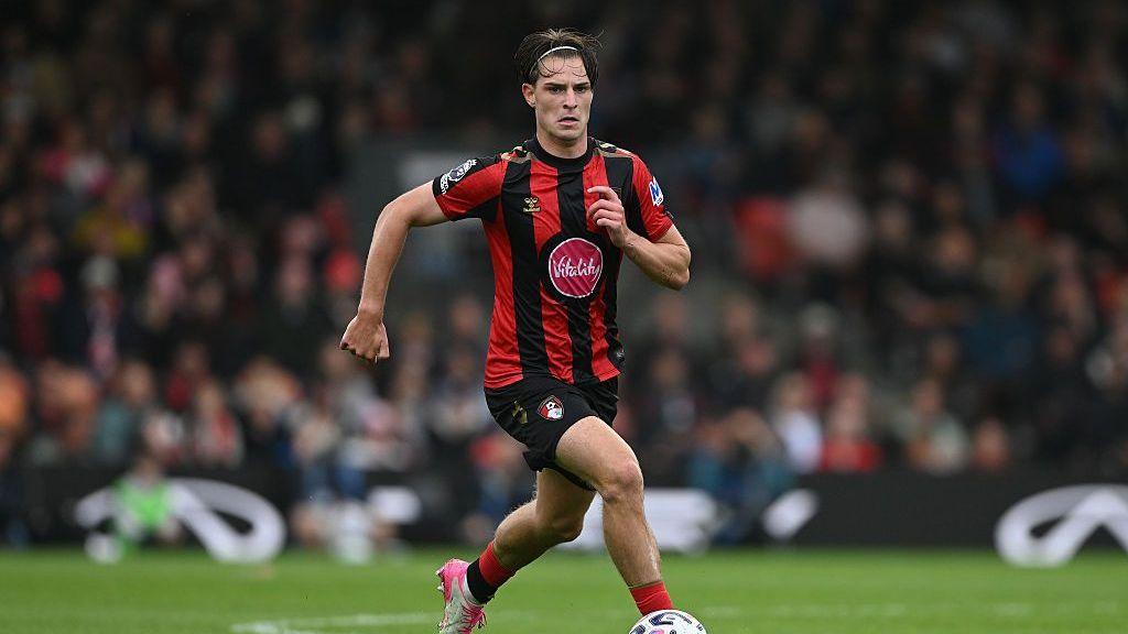 Alex Scott, Bournemouth'un Everton ile 1-1 berabere kaldığı maçta etkileyici bir performans sergiledi.