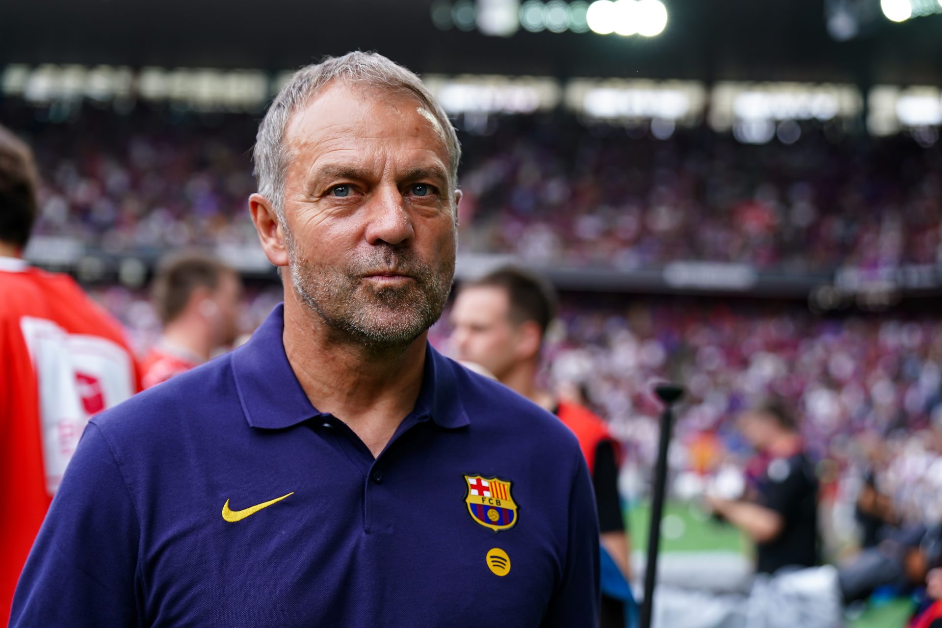 Hansi Flick, Frenkie de Jong ile ilişkilerinin mükemmel olduğunu açıkladı.