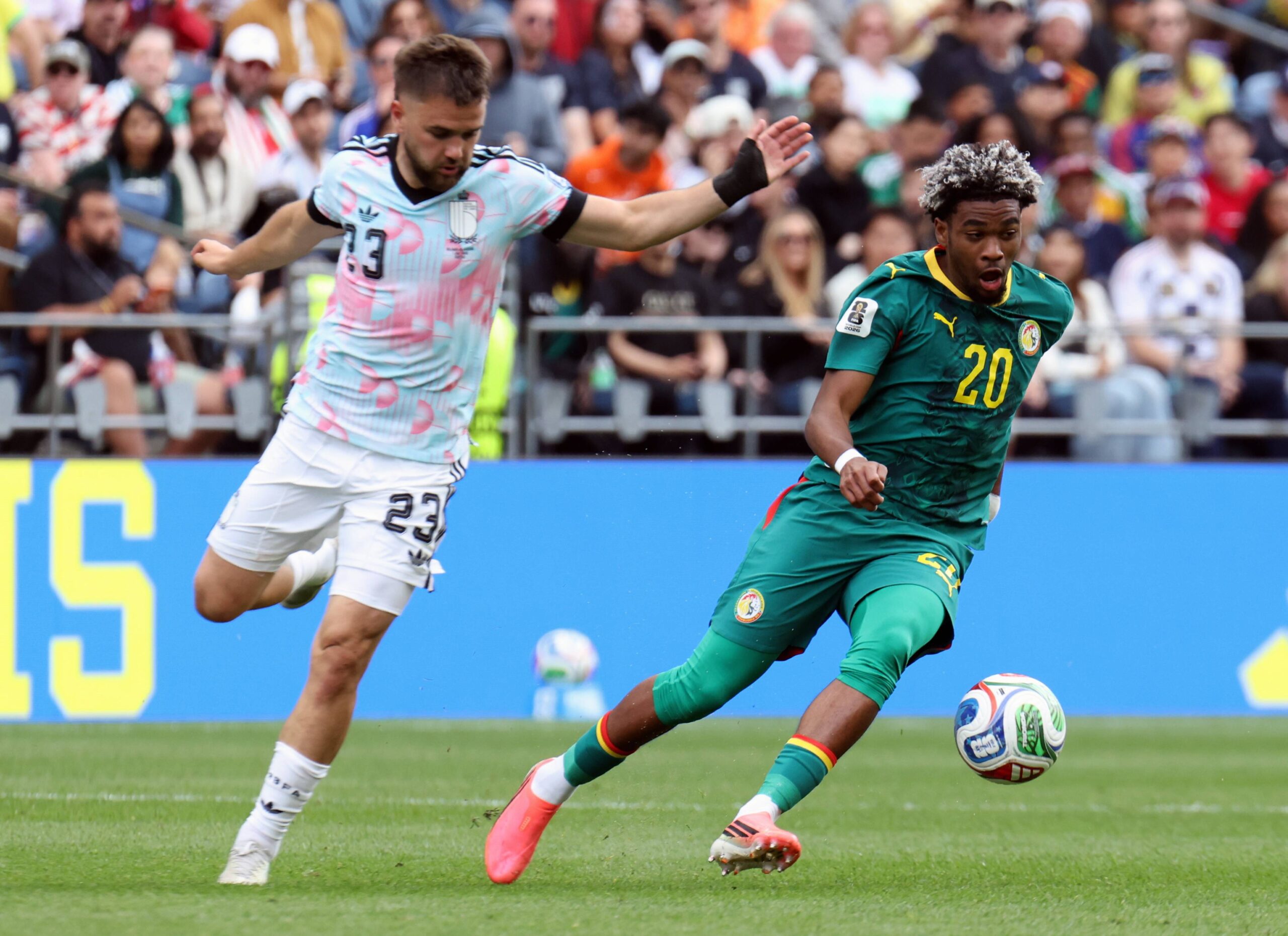 Lewis Steele, Liverpool'un PSG forveti Ibrahim Mbaye ile olan ilgisi hakkında belirsizlik yaşıyor.