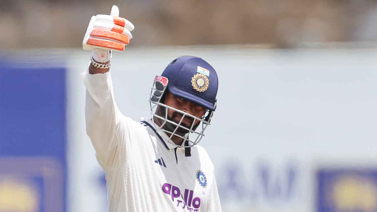 Rishabh Pant, Test kriketinde 100 altı ile tarihi bir başarıya imza attı.