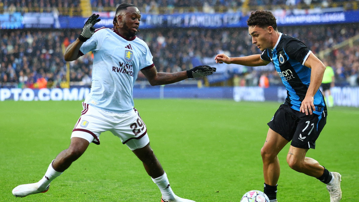 Aaron Wan-Bissaka, Aston Villa'daki ilk maçında penaltı verdi.