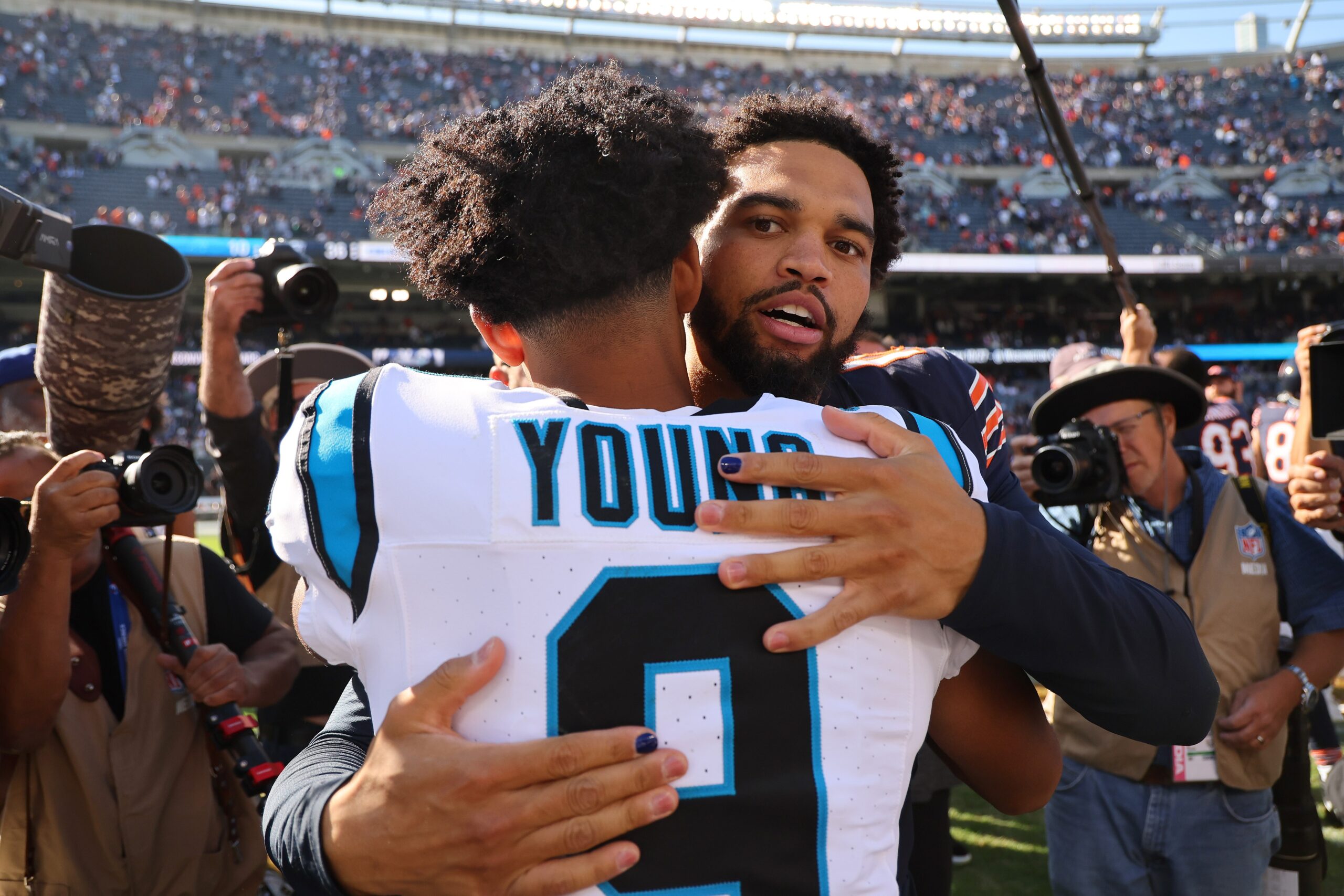 Bears, sezonun ilk maçına hazırlanıyor: Panthers ile karşılaşacaklar.