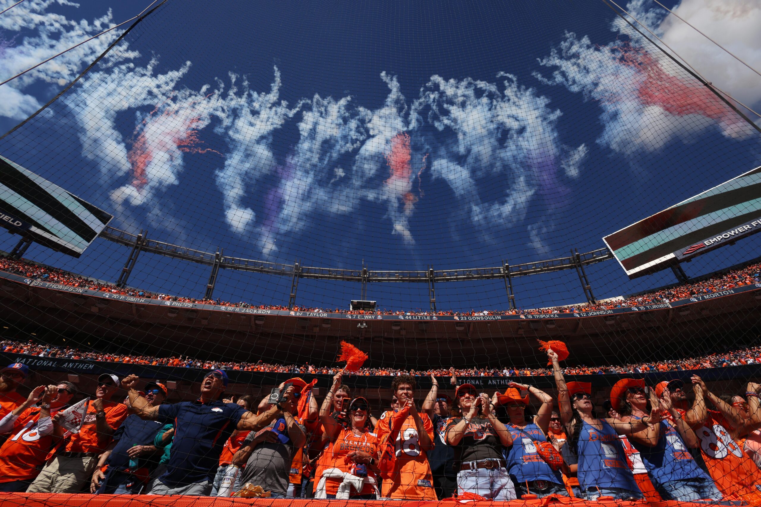 Broncos, Rams'ı Ağırlıyor: 3. Hafta Maçı Başlıyor