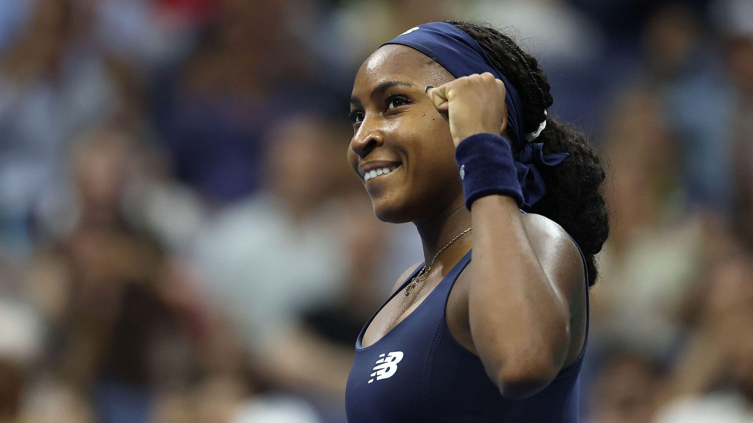 Coco Gauff, 2026 US Open'da Zeynep Sönmez'i yenerek güçlü bir dönüş yaptı.