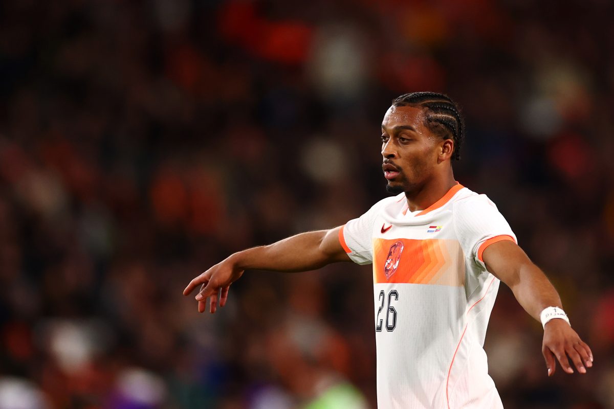 Crystal Palace, Quinten Timber'ı Marseille'den transfer etti.