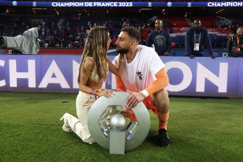 Donnarumma ve hamile eşi Paris'te soygun kurbanı oldu.