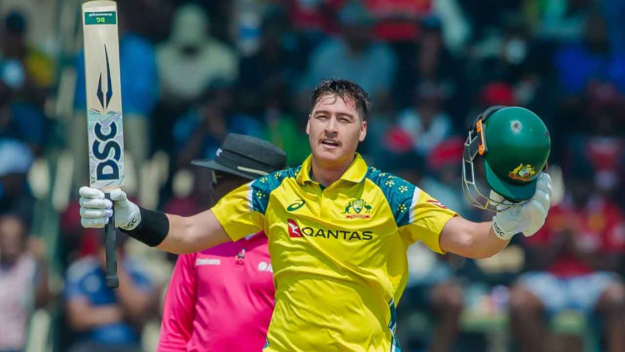 Matt Renshaw, Zimbabwe'ye karşı 21 yıl aradan sonra Avustralya'nın ilk ODI yüzünü attı.
