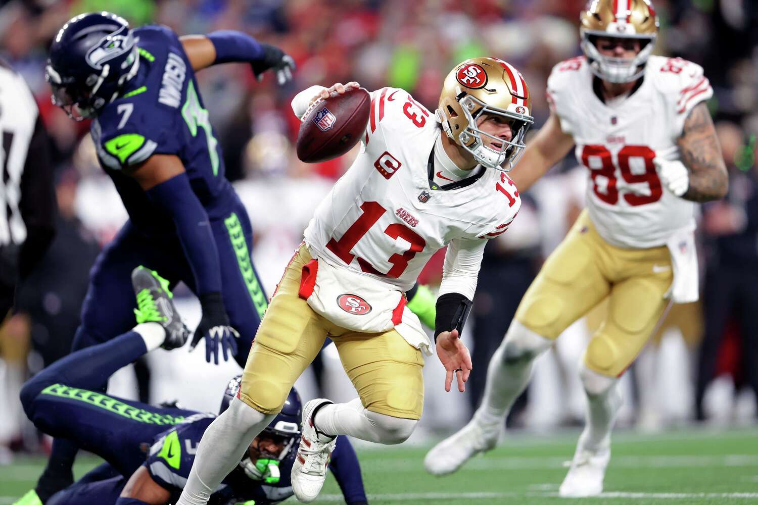 49ers, Seattle Seahawks ile zorlu bir sınav verecek.