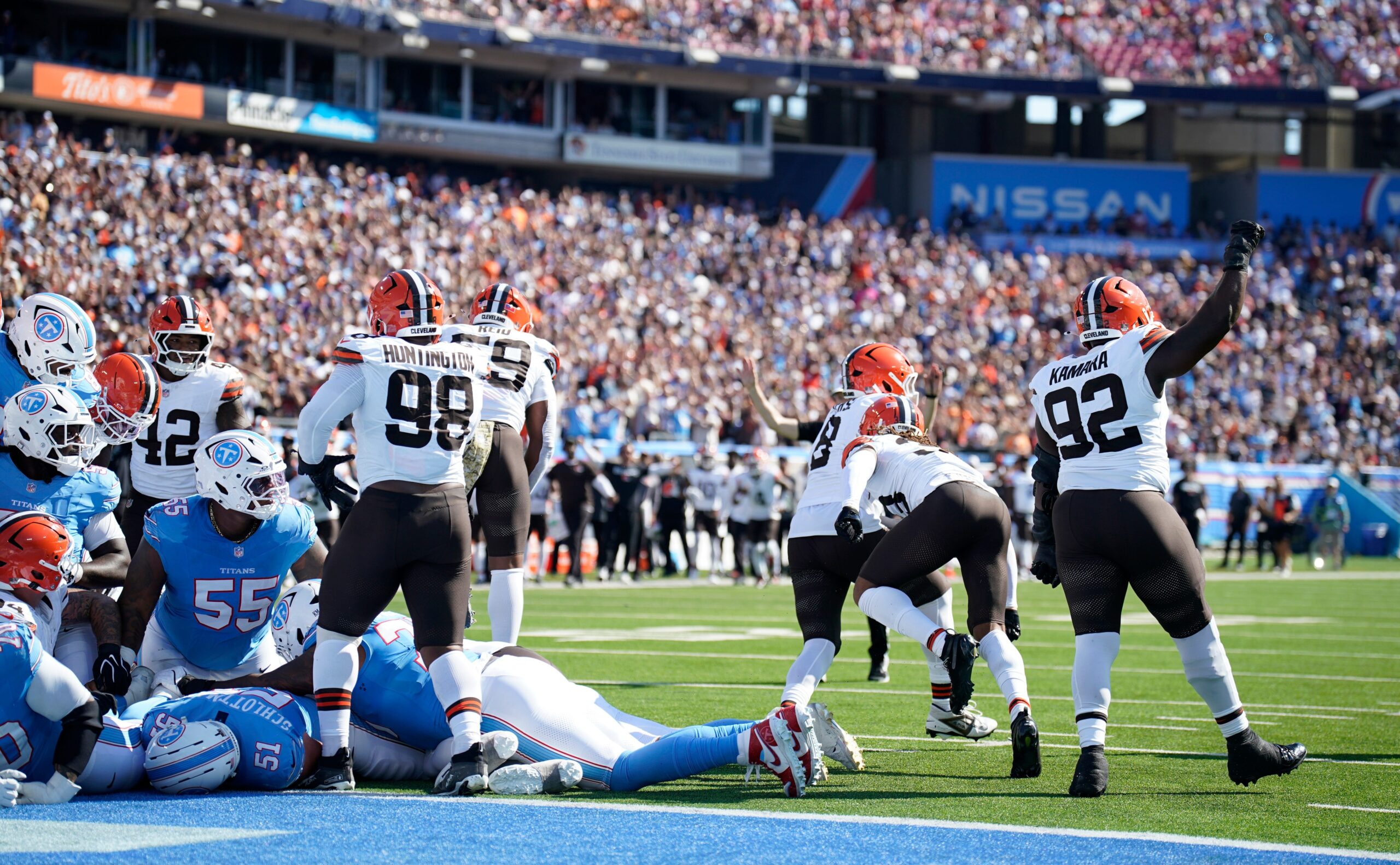 Browns, Titans karşısında hatalarını telafi ederek galip geldi.