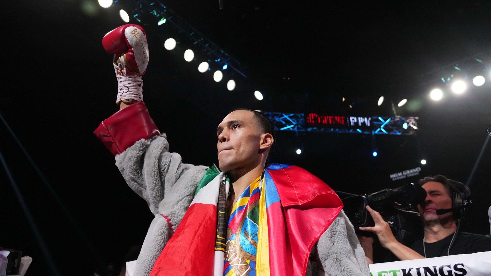 David Benavidez, 5 Aralık'ta Arizona'da Michal Cieslak ile karşılaşacak.