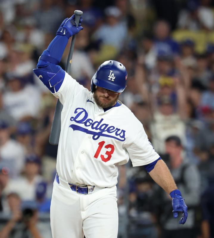 Dodgers'ın Durumsal Vuruculuk Eksikliği, Playofflarda Onlara Mal Oldu