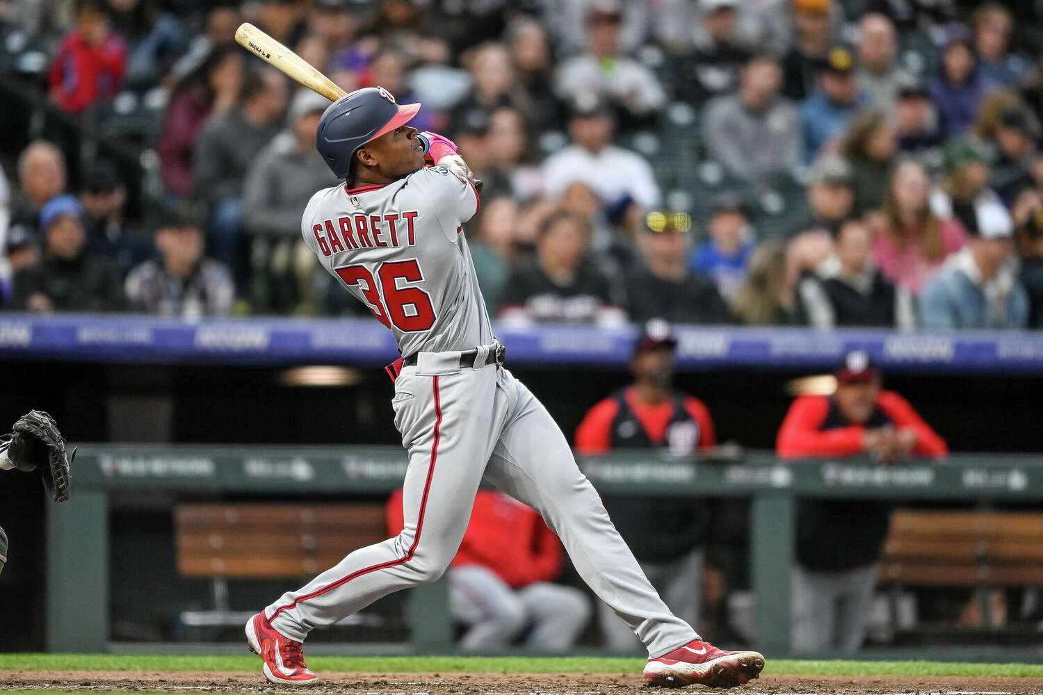 Eski MLB oyuncusu Stone Garrett, Missouri City'de Pilates stüdyosu açtı.