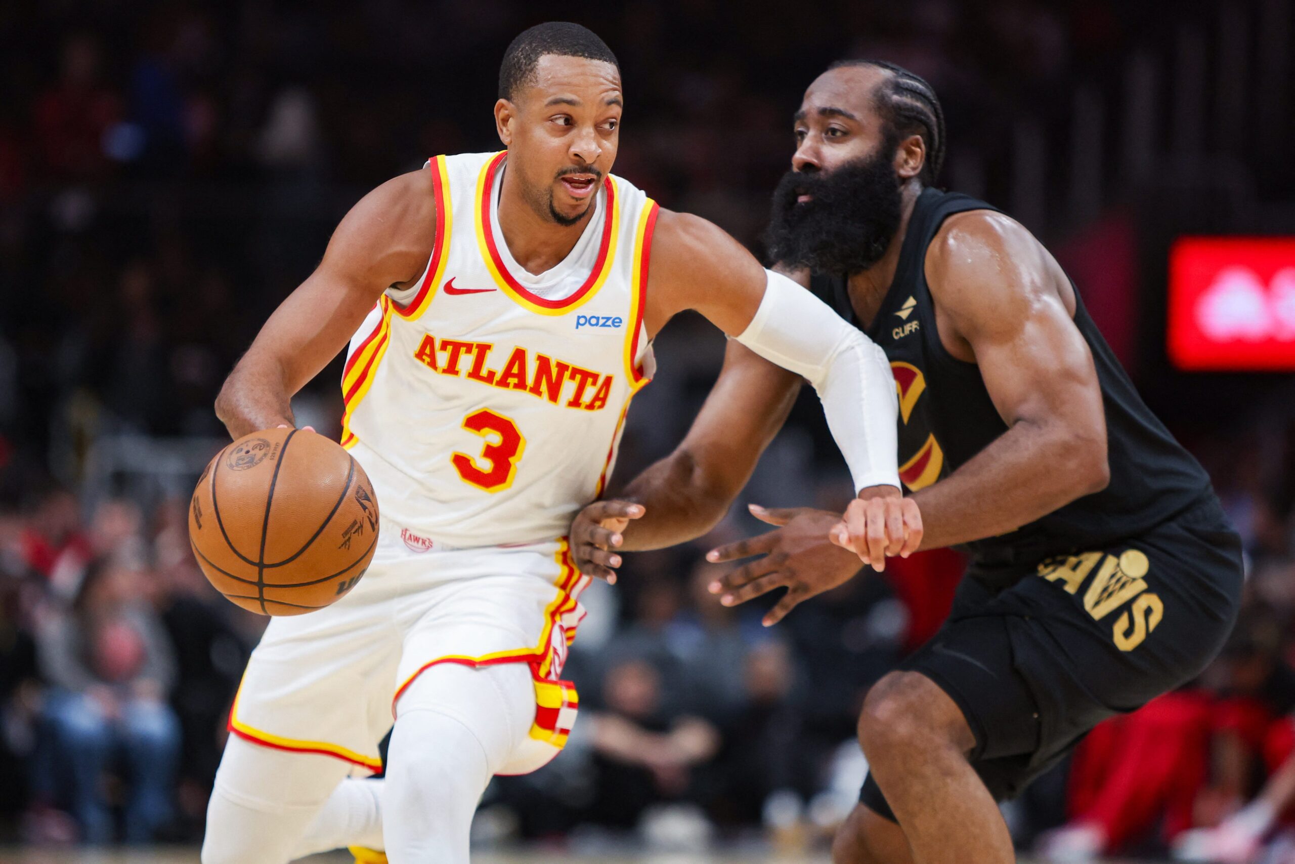 Hawks, Cavaliers' üç maçlık galibiyet serisini sona erdirdi: 114-111.