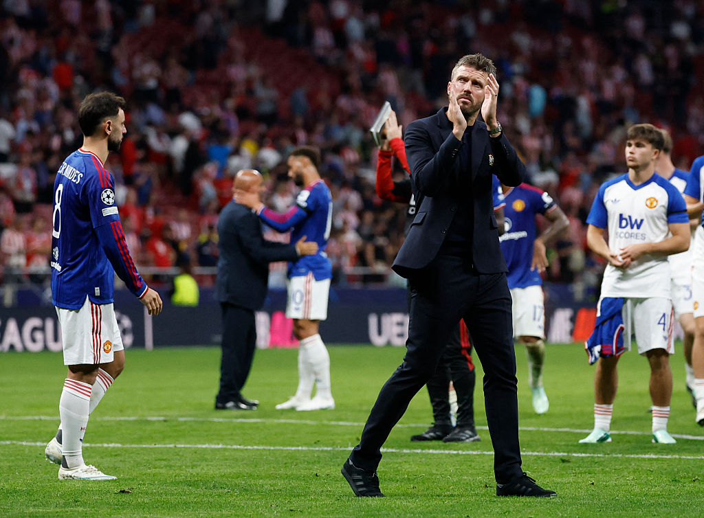 Manchester United'da yönetim ve teknik direktör eleştirileri artıyor.