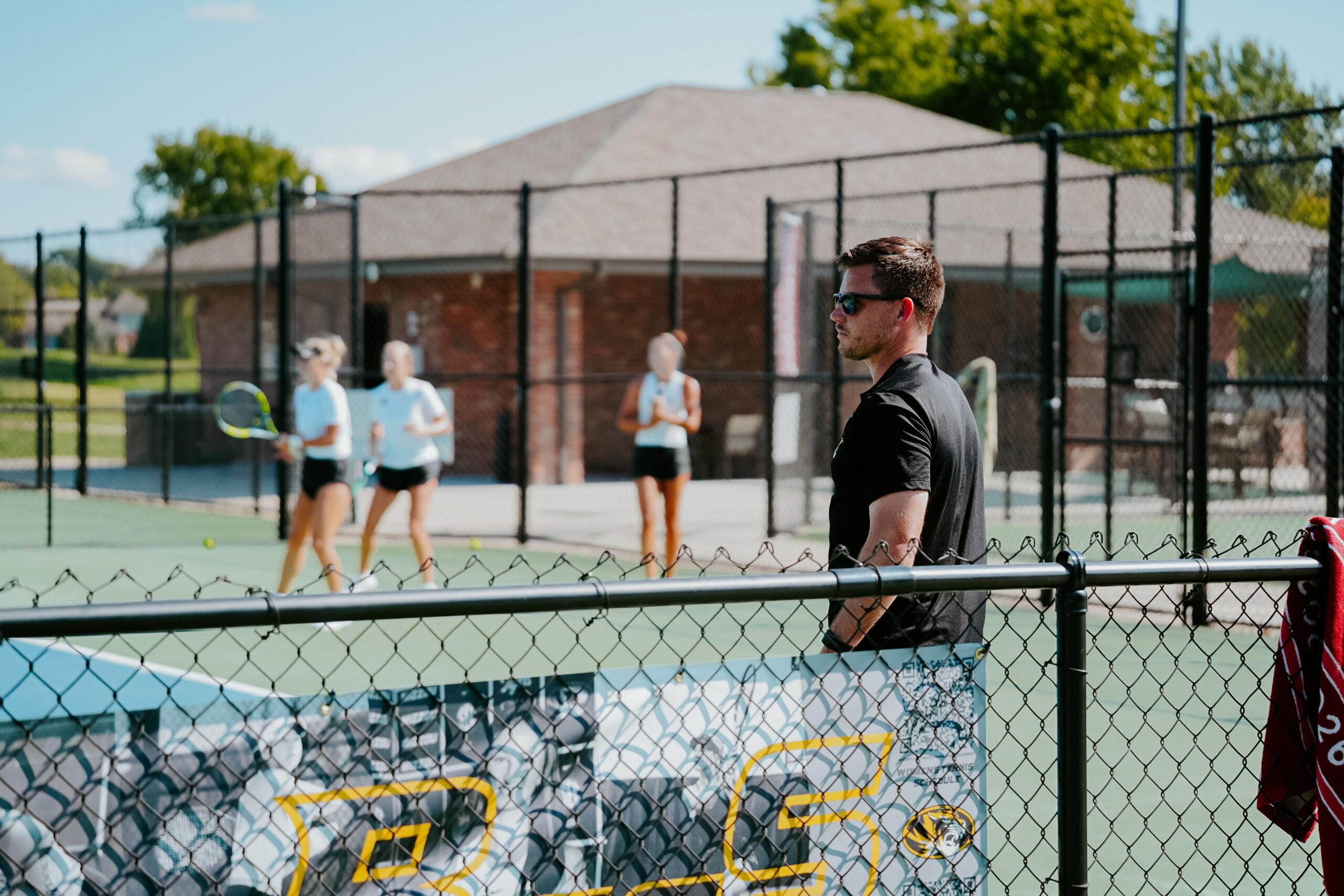 Mizzou tenis takımı, ITA Bölgesel Turnuvası öncesi enerji ve tutarlılığa odaklanıyor.