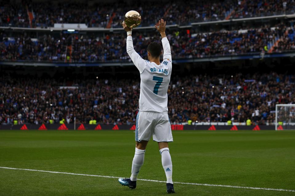 Real Madrid, Ballon d'Or'u 12 kez kazandı.
