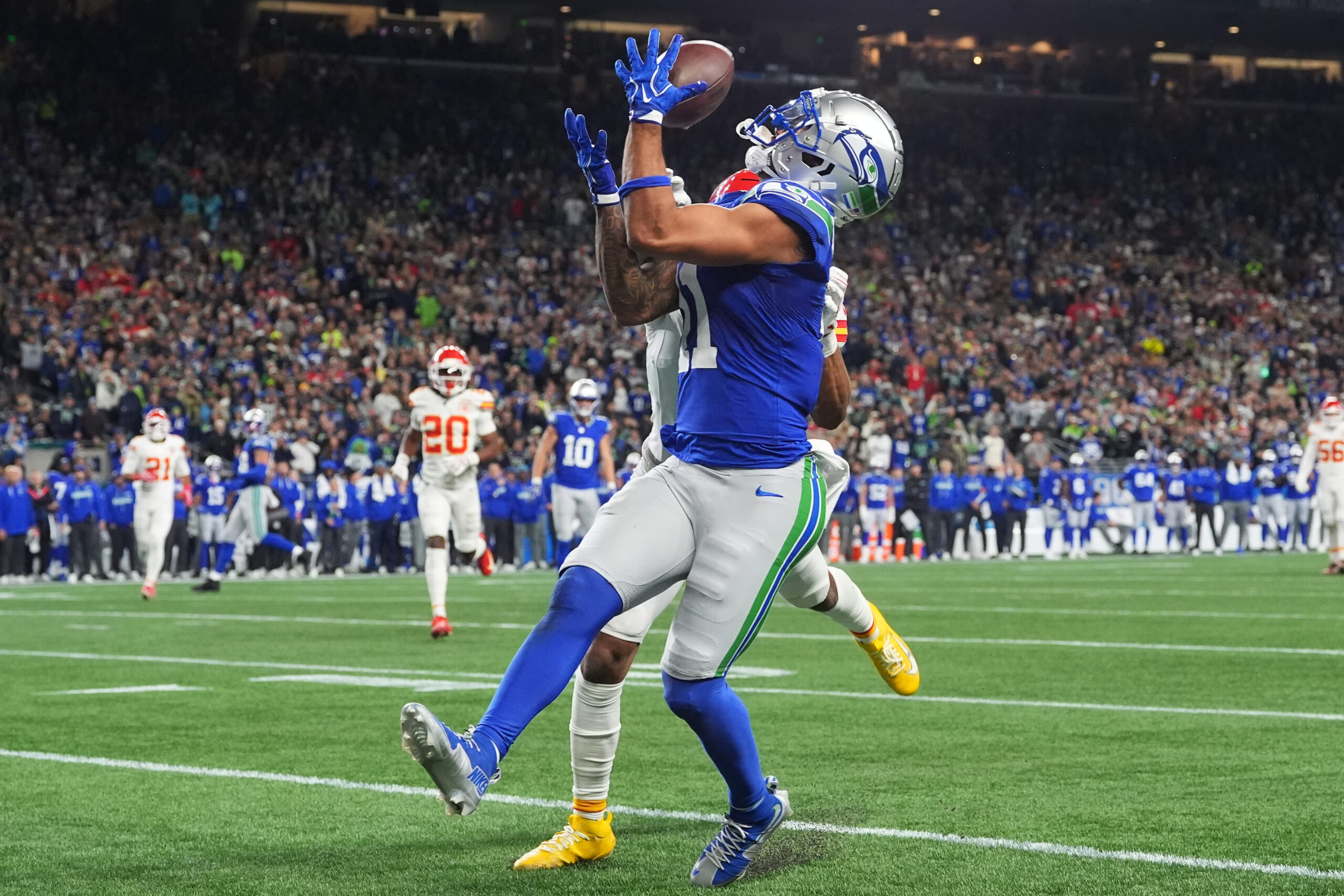 Seahawks, Chiefs'i 20-3 yenerek ilk mağlubiyetini tattırdı.