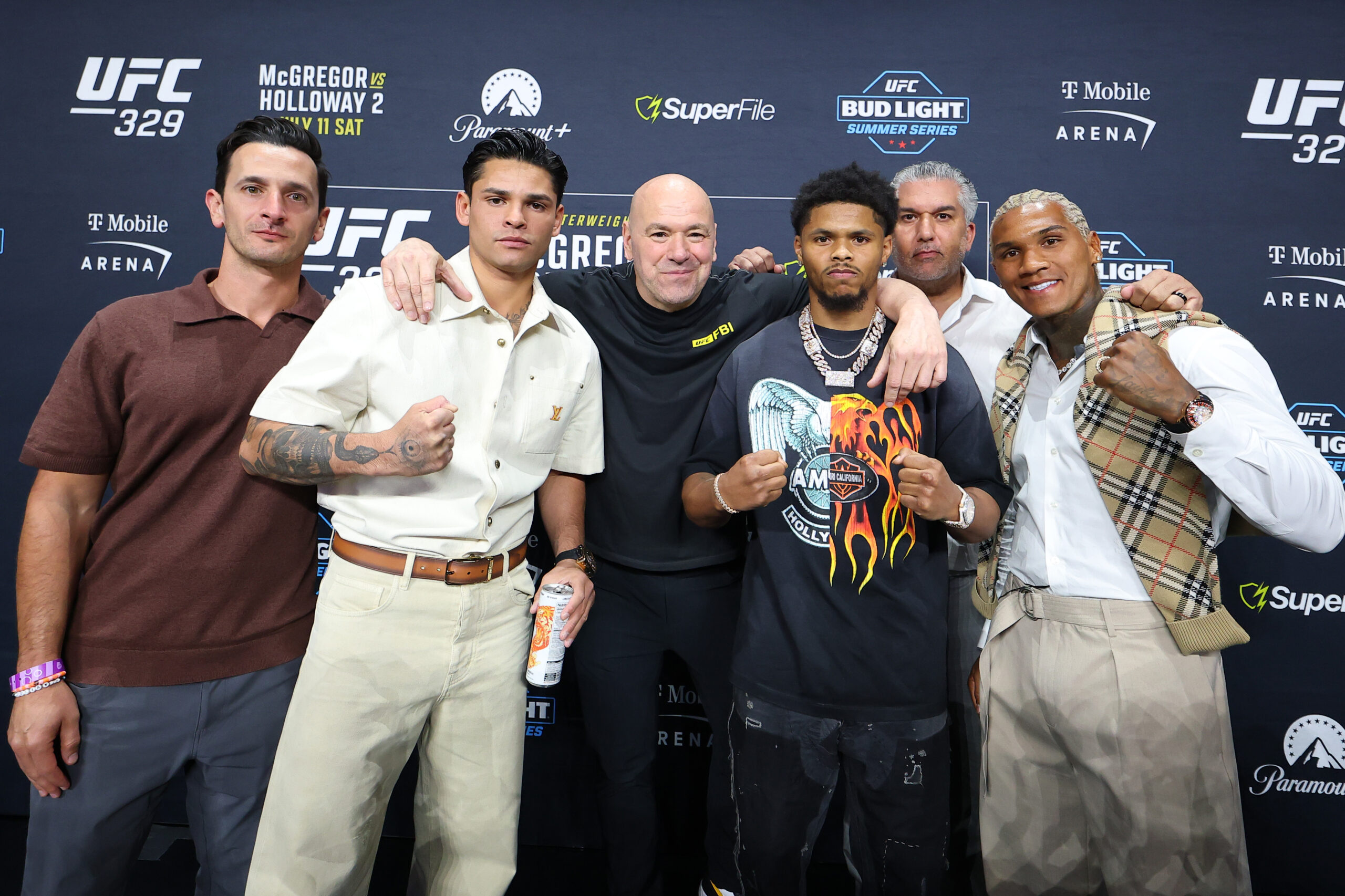 Shakur Stevenson'un Zuffa Boxing'dan ayrılma nedeni: "Sözlerine sadık kalanlarla ilerlemek istiyoruz."