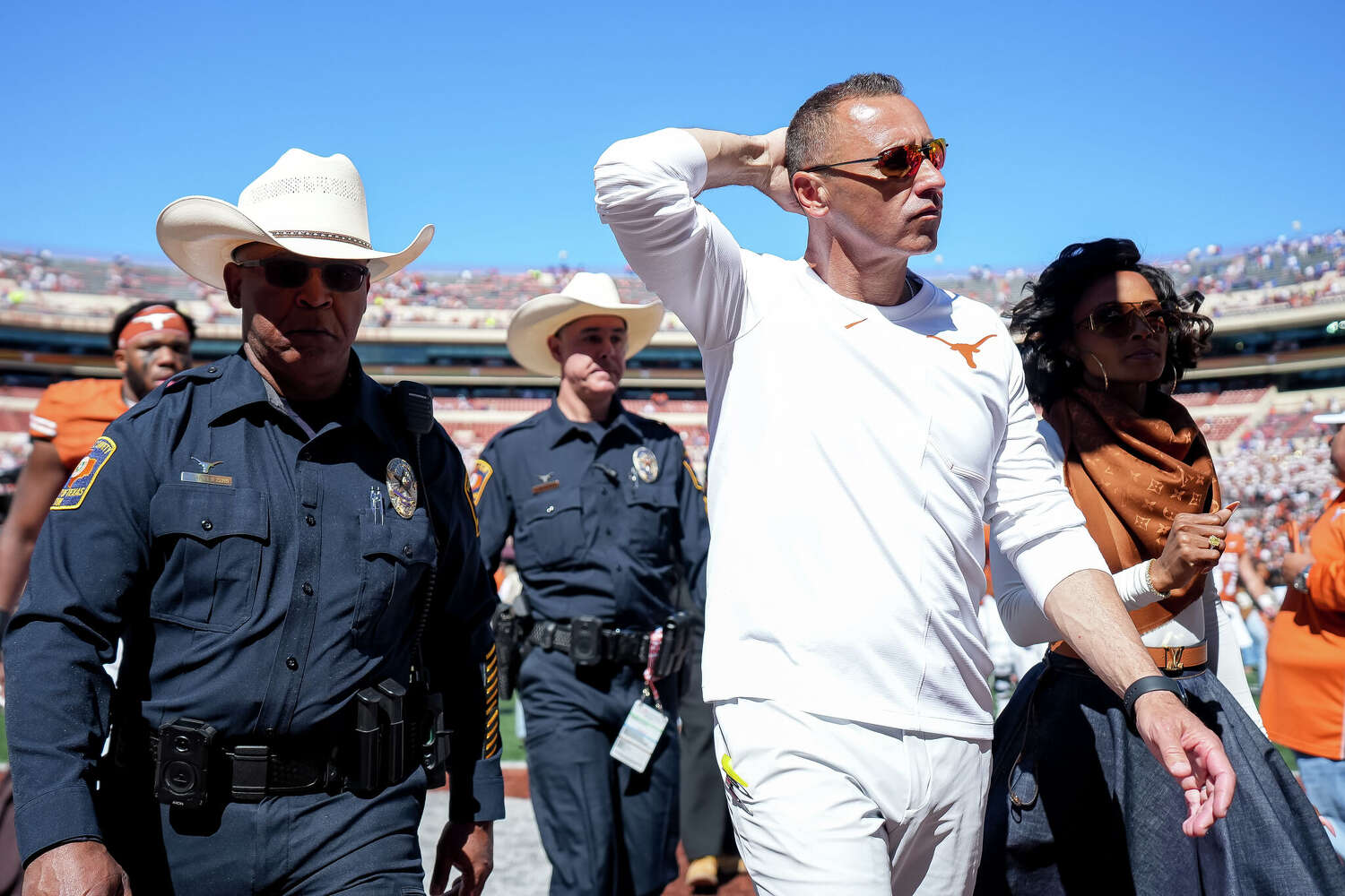 Texas Longhorns, Florida'ya karşı 27-24 kaybetti, başantrenör Steve Sarkisian değerlendirmelerde bulunacak.
